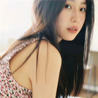 娃娃 海报